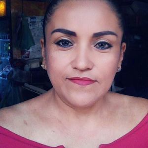 Meet your Posher, Elisa